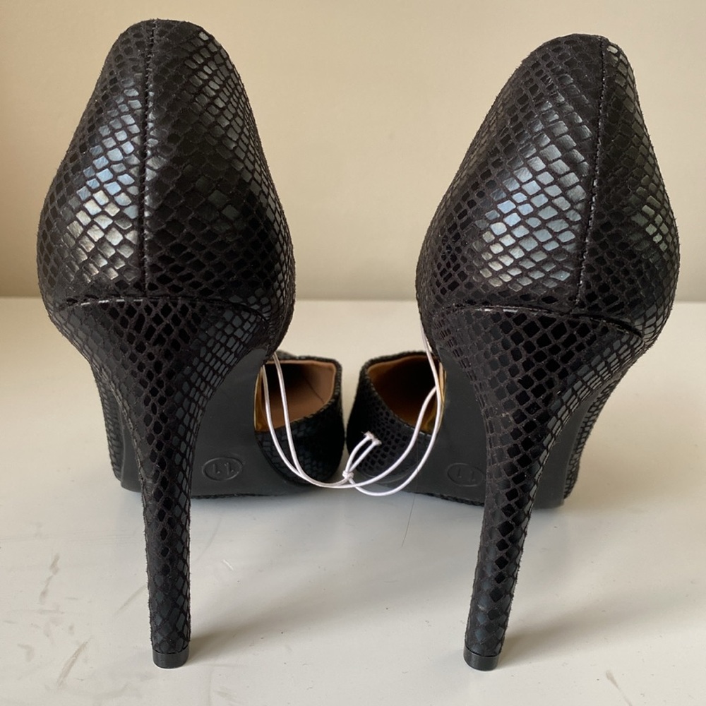 Mossimo Shoes - Picture 6 of 6